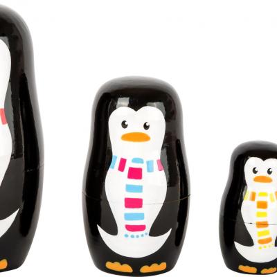 Poupees russes famille de pingouins